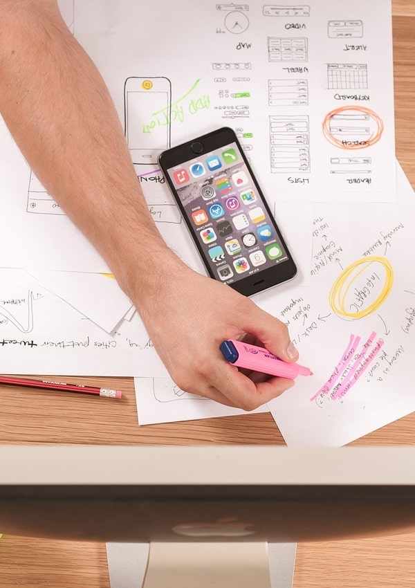 realizzazione siti web: io al lavoro